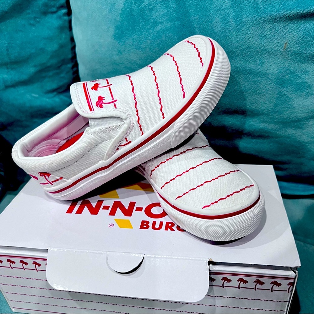 In-n-Out Kids Sneakers *UNISEX*